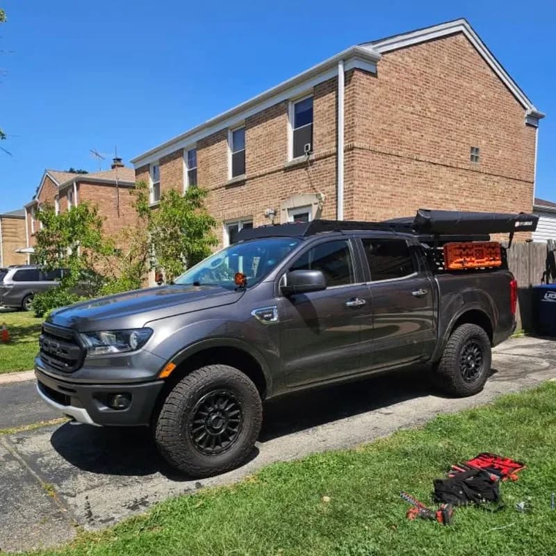 Roadside emergency flat tire mechanic replacement